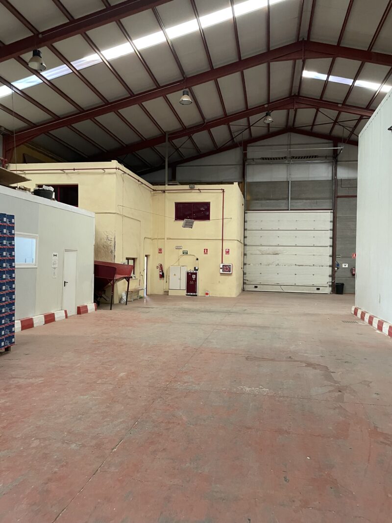 Lote 1: Nave industrial y Suelo Rústico en Cuenca - Imagen 4